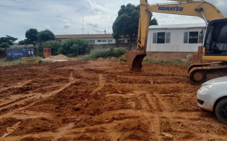 ESCOLA IRMA DE CARVALHO NO BAIRRO SERRA NEGRA RECEBE CONSTRUÇÃO PARA AMPLIAÇÃO