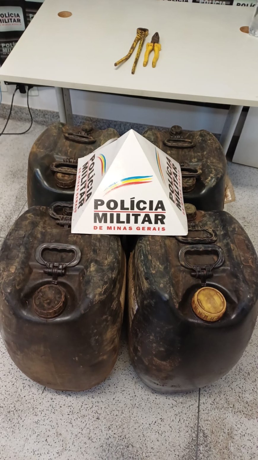 POLÍCIA MILITAR PRENDE AUTOR POR TENTATIVA DE FURTO EM MINERADORA