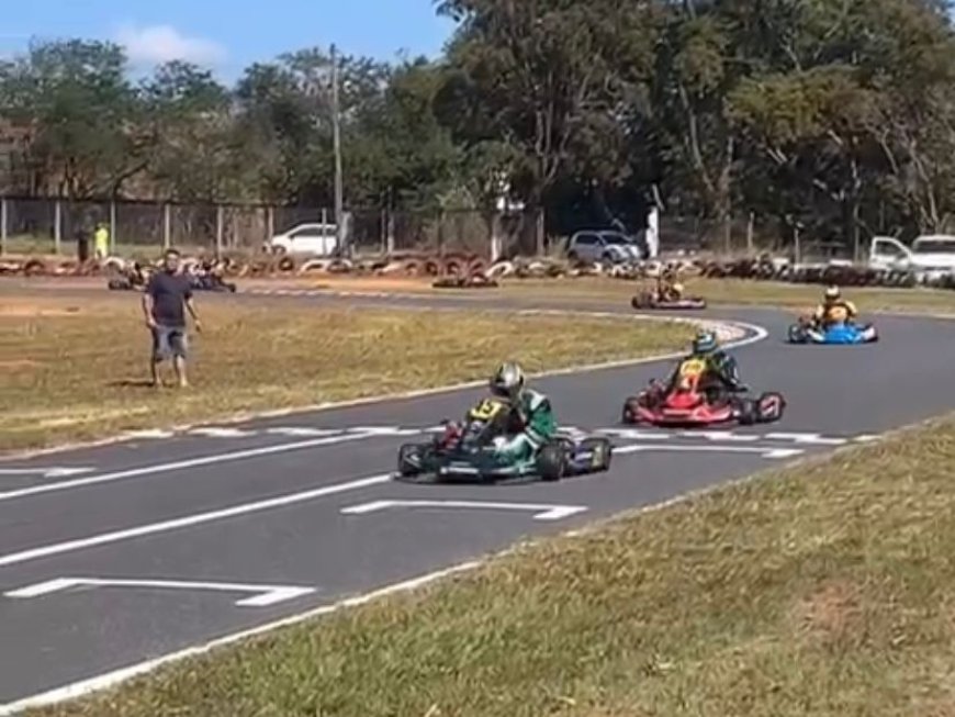 3ª ETAPA DO CAMPEONATO DE KART MOVIMENTOU PATROCÍNIO