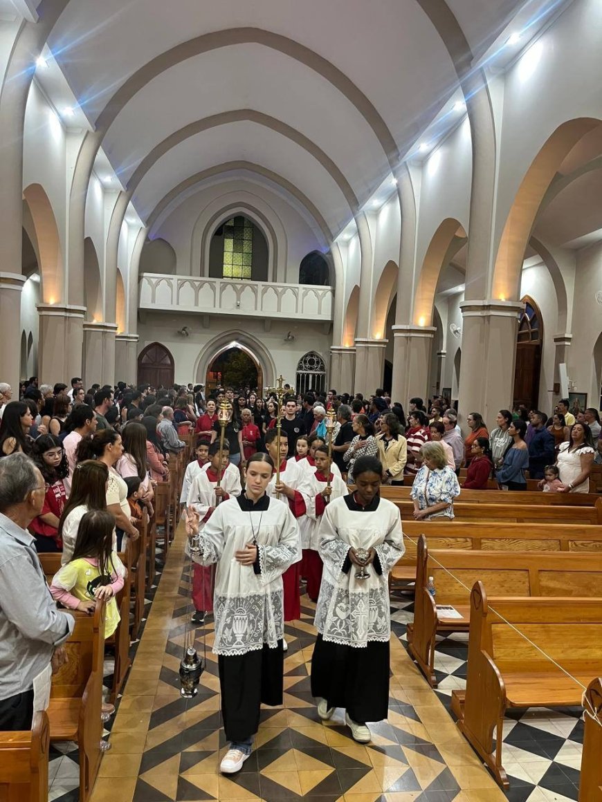 CERCO DE JERICÓ É ENCERRADO COM MOMENTOS DE ESPIRITUALIDADE E O PODER DA ORAÇÃO