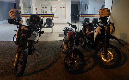 POLÍCIA MILITAR APREENDE MOTOCICLETA DURANTE OPERAÇÃO CAVALO DE AÇO EM PATROCÍNIO