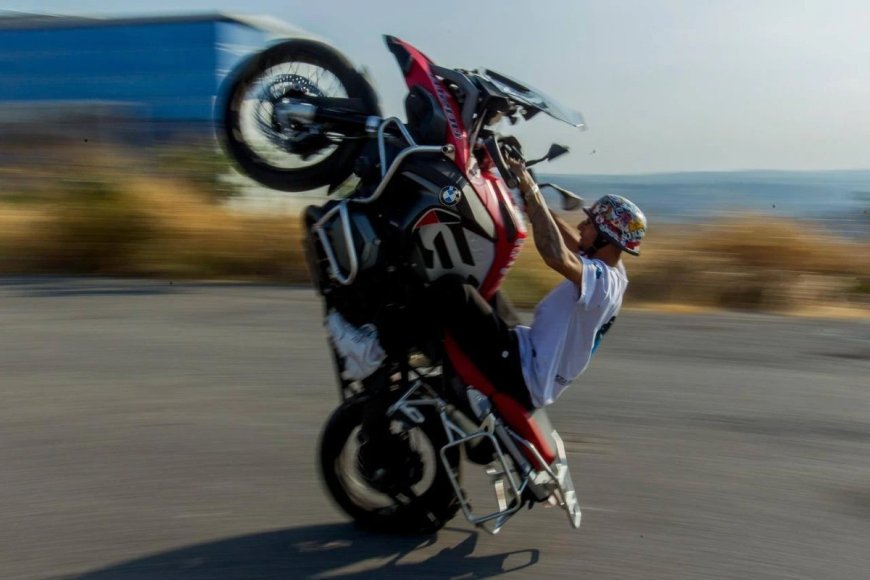 PROJETO DE LEI FEDERAL QUER ACABAR COM 'ROLEZINHOS' MOTORIZADOS