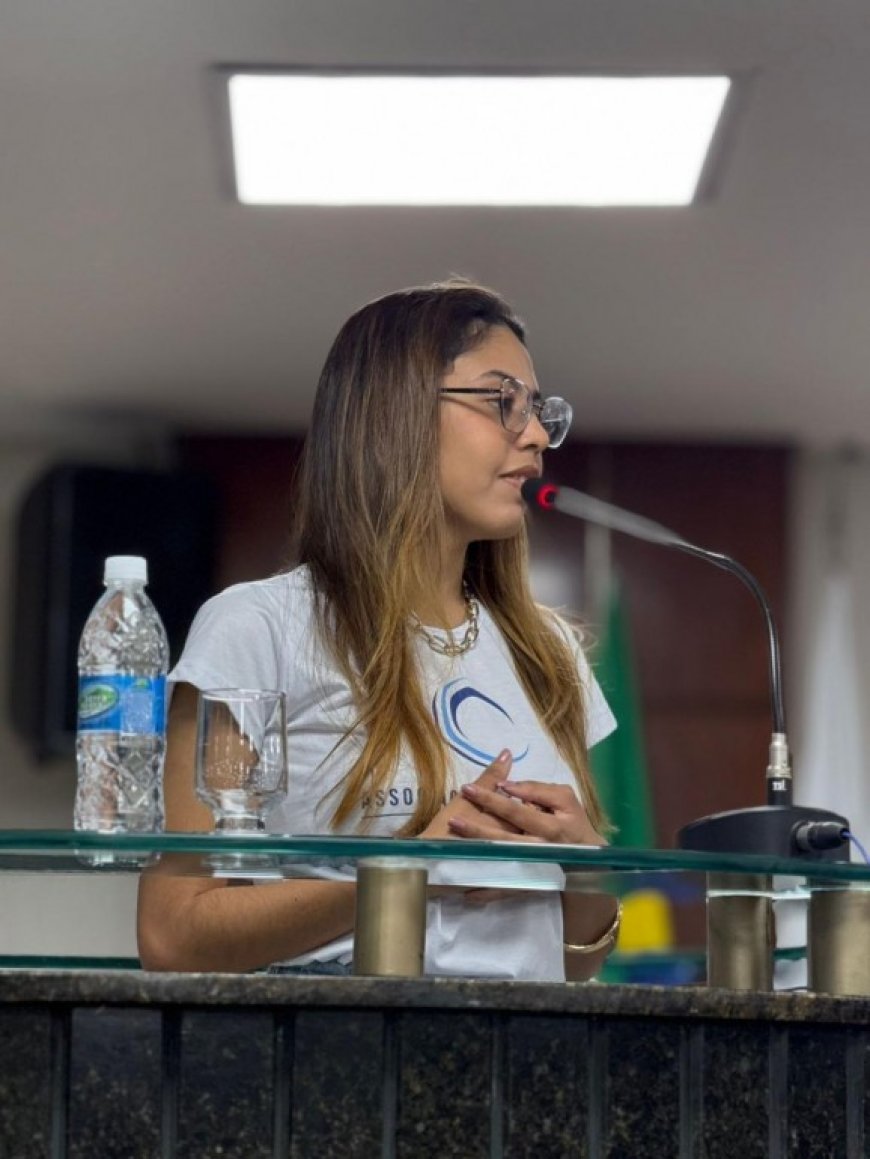 MARIA EDUARDA DESTACA DEMANDAS DA COMUNIDADE DIABÉTICA NO GRANDE EXPEDIENTE DA CÂMARA DE PATROCÍNIO