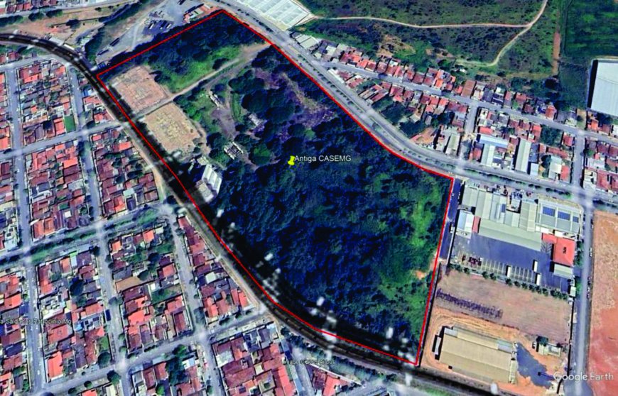 O SECRETÁRIO DE MEIO AMBIENTE TENTOU,  NA JUSTIÇA, CALAR O JORNAL DE PATROCÍNIO