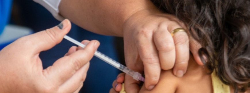 FÉRIAS ESCOLARES SÃO CHANCE DE COLOCAR VACINAÇÃO DAS CRIANÇAS EM DIA