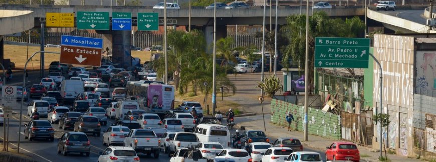 DETRAN-MG ORIENTA MOTORISTAS SOBRE CONSULTA DA SITUAÇÃO DO VEÍCULOS PELA INTERNET
