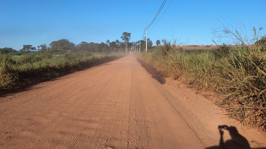 INÍCIO DAS OBRAS DE ASFALTAMENTO DA ESTRADA DE DOURADOS PREVISTA ATÉ 60 DIAS