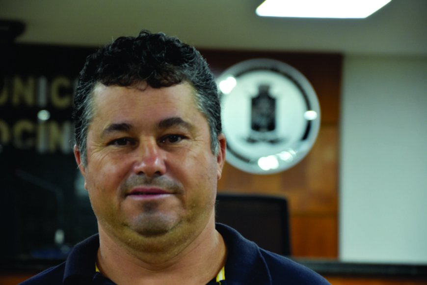 NENÊ PESCADOR ASSUME CADEIRA NA CÂMARA MUNICIPAL DE PATROCÍNIO