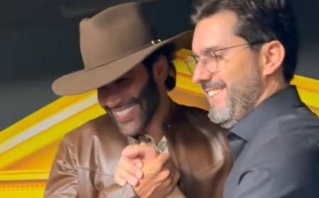 CHAMADA DE VÍDEO ENTRE O CANTOR GUSTTAVO LIMA, CLEITINHO E FALCÃO NO SHOW EM PATROCÍNIO AGITA BASTIDORES DA POLÍTICA MINEIRA