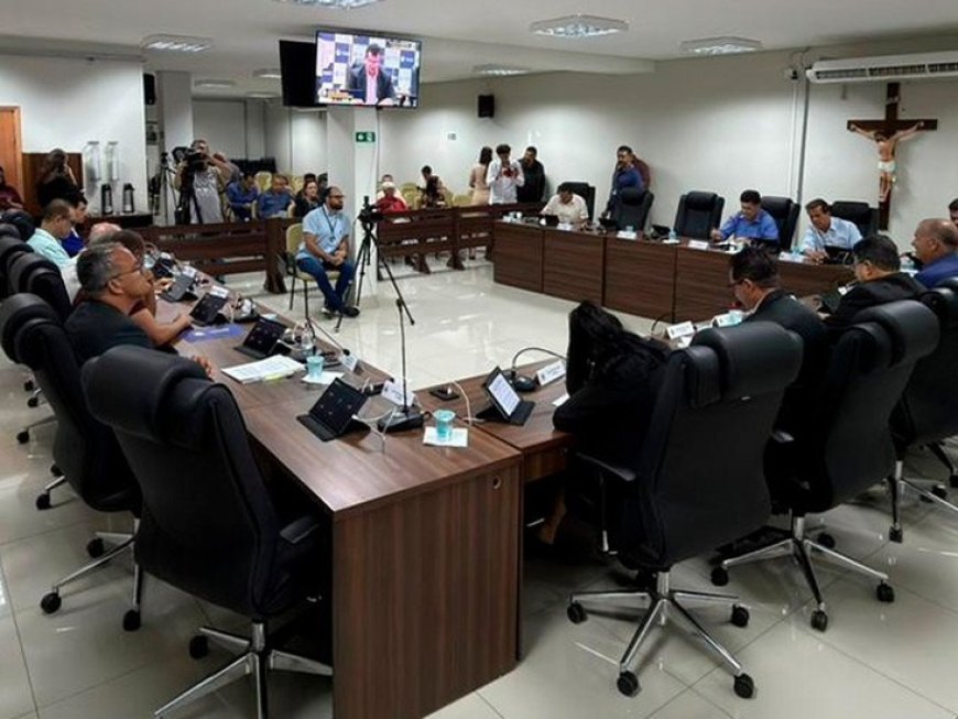 PGE APONTA FRAUDE À COTA DE GÊNERO, PEDE REFORMA DE DECISÃO DO TRE E PODE MUDAR TRÊS VEREADORES EM PATOS DE MINAS