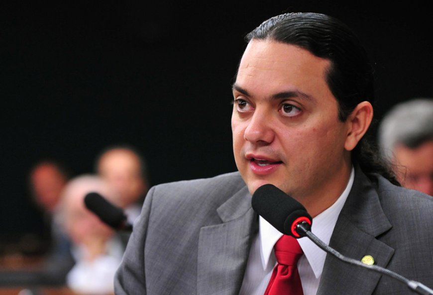 DEPUTADO WELITON PRADO DENUNCIA AUMENTO ILEGAL DA CONTA DE LUZ E BLINDAGEM DA CEMIG EM PROCESSO TARIFÁRIO