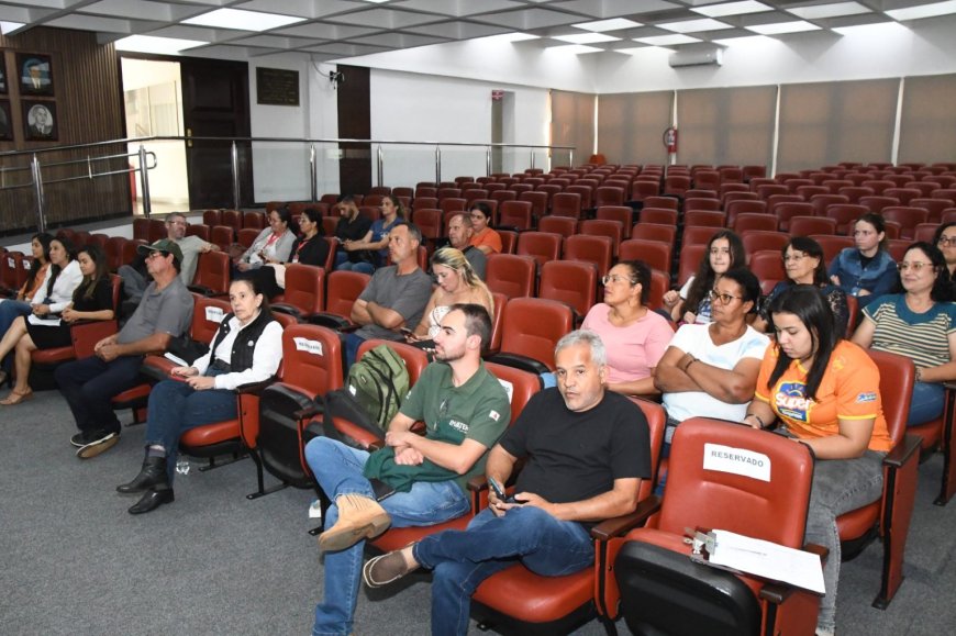 SECRETARIAS MUNICIPAIS PARTICIPAM DE ALINHAMENTO COM A EMATER PARA PLANEJAMENTO DA CHAMADA PNAE